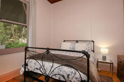 Allen Street - Hotel Accommodation 3