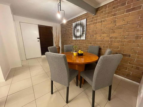 Aloha Adelaide - Hotel Accommodation 4