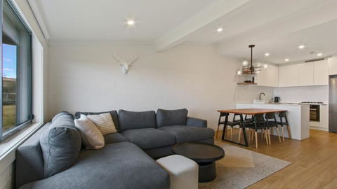 Alpine Heights 9 - Hotel Accommodation 1