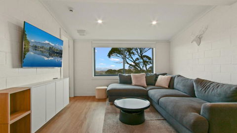 Alpine Heights 9 - Hotel Accommodation 0