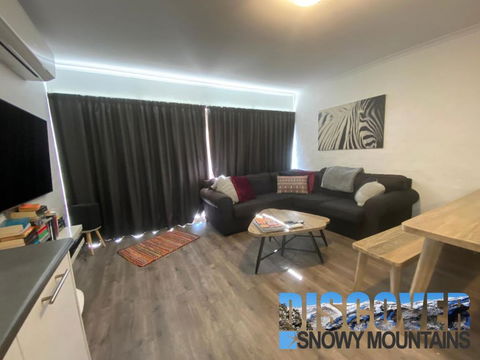 Alpine Mountain View 3 - Jindabyne - Hotel Accommodation 2
