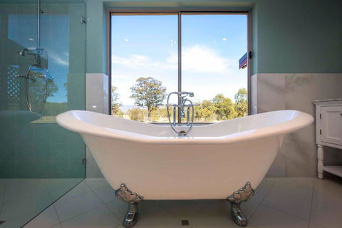 Amani - Hotel Accommodation 2