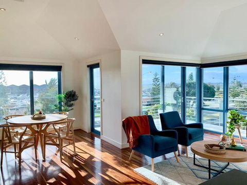 Amazing Beachfront & City Views 2 Bed 2 Bathroom - Hotel Accommodation 2