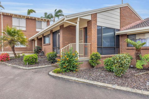 Anchorbell 13- Your Coastal Escape Awaits - Hotel Accommodation 0