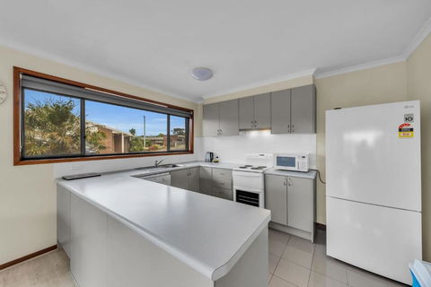 Anchorbell 13- Your Coastal Escape Awaits - Hotel Accommodation 4