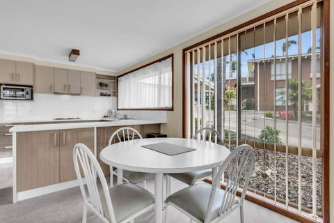 Anchorbell 3 - Hotel Accommodation 4