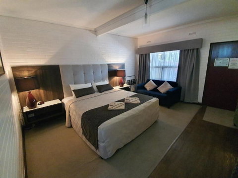 Angaston Vineyards Motel - Hotel Accommodation 1
