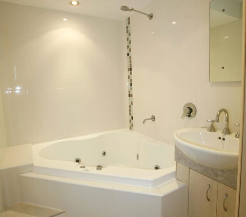 Allamanda U2 Awesome Location - Hotel Accommodation 3