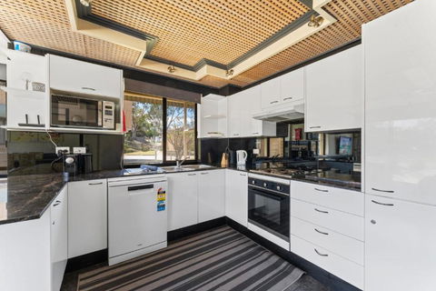 Alpine Mountain View 39 - 3BR L Swimming Pool L Air-Con L WiFi - Hotel Accommodation 2