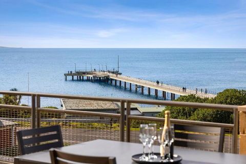 Apartment 13 Pacific Apartments - Hotel Accommodation 0