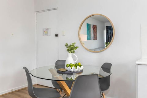 Apartment 8 Burswood - Hotel Accommodation 1