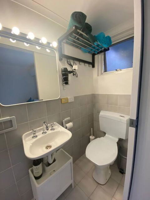 Apartment In Adelaide CBD - Hotel Accommodation 2