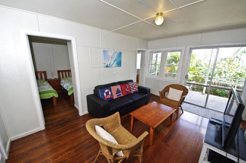 Apollo 2 9 Hodgson Street - Hotel Accommodation 1