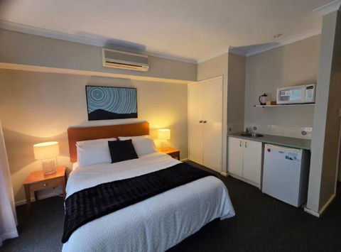 Apollo B - Denise - Hotel Accommodation 0