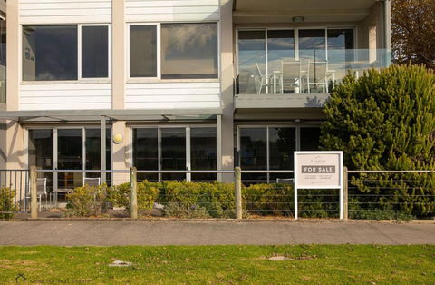 Apollo Blue Oceanview Unit 1- B Free WIFI - Hotel Accommodation 4