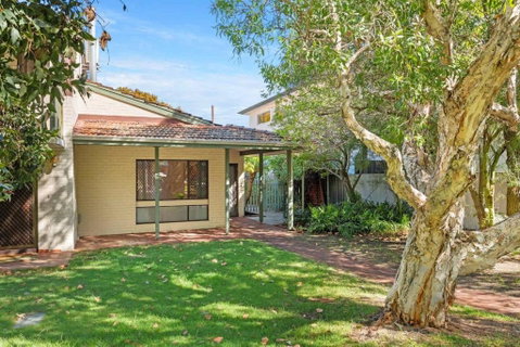 Applecross Village Gem 2BR - Hotel Accommodation 0