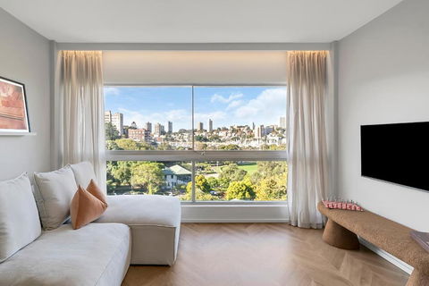 Aquarius - Luxe Inner City Abode - Hotel Accommodation 1