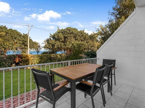 Arcadia Beach Unit 1 - Hotel Accommodation 0