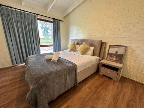 Arcadia Stunning Manor Tennis & Pool & Hottub - Hotel Accommodation 4