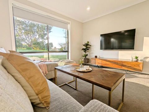 Arina On Lakes - Hotel Accommodation 1