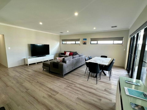 Arlia - Busselton - Hotel Accommodation 1
