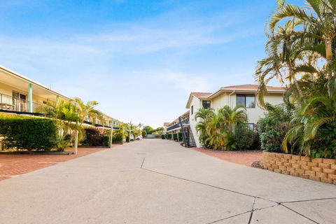 Arlia Sands Apartments - Hotel Accommodation 2