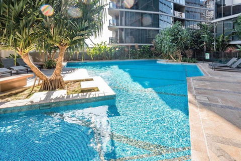 Artistic South Brisbane 2 Bedroom Apartment With Parking - Hotel Accommodation 2