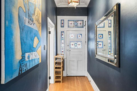 Artscape, Newtown Villa - Hotel Accommodation 2