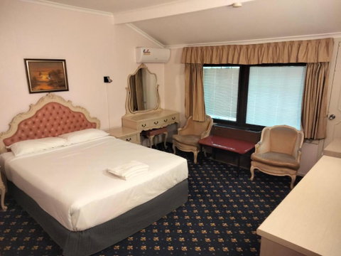 Ascot Motor Inn - Hotel Accommodation 2