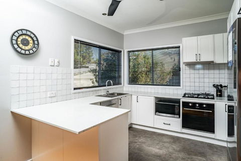 Aspect 2 8 Poley Cow - Hotel Accommodation 3