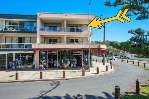 Astor Apartment 2 - Bring Your Own Linen - Hotel Accommodation 1