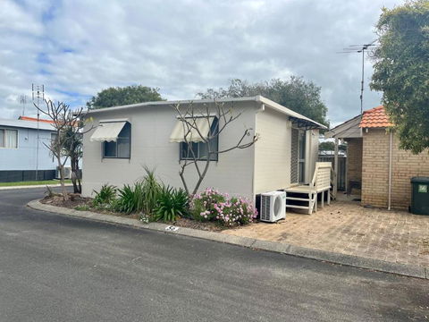 At Busso Cabin 56 - Hotel Accommodation 2