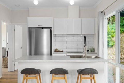 Attunga - Hotel Accommodation 1