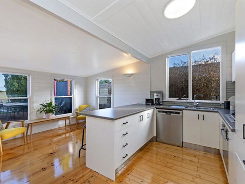 Avery Cottage - Hotel Accommodation 1