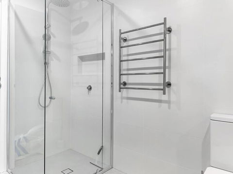 Avoca Coastal Retreat - Unit 13 Avoca Palms Resort - Hotel Accommodation 2