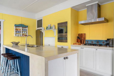 Avalon Vintage Beachside Family Getaway - Hotel Accommodation 4