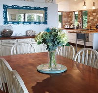 Cairns Beach House Our Oasis - Hotel Accommodation