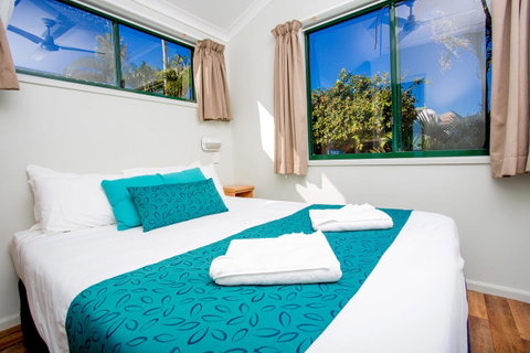 NRMA Bowen Beachfront Holiday Park - Hotel Accommodation 12