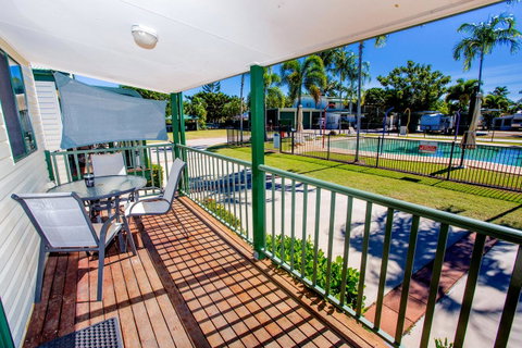 NRMA Bowen Beachfront Holiday Park - Hotel Accommodation 18