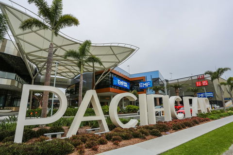 Bel Air On Broadbeach - Official - Hotel Accommodation 12