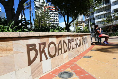 Bel Air On Broadbeach - Official - Hotel Accommodation 13