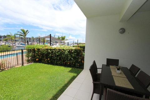Beachside Apartment 5 - Hotel Accommodation 13