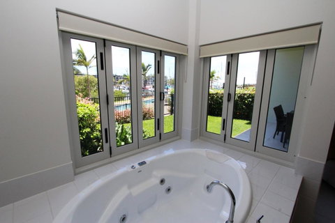 Beachside Apartment 5 - Hotel Accommodation 6