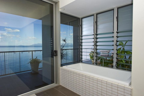 1 Bright Point Apartment 5404 - Hotel Accommodation 2