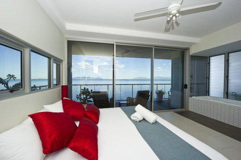 1 Bright Point Apartment 5404 - Hotel Accommodation 4