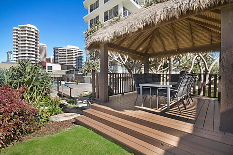 Hibiscus On The Beach - Hotel Accommodation 33