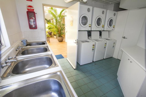Port Douglas Apartments - Adults Only Oasis - Hotel Accommodation 35