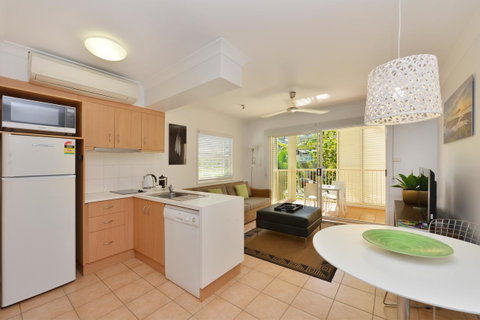 Port Douglas Apartments - Adults Only Oasis - Hotel Accommodation 0