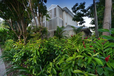 Port Douglas Apartments - Adults Only Oasis - Hotel Accommodation 3