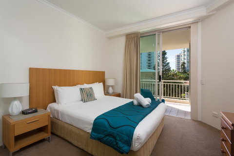 Maldives Resort Main Beach, Gold Coast - Hotel Accommodation 2